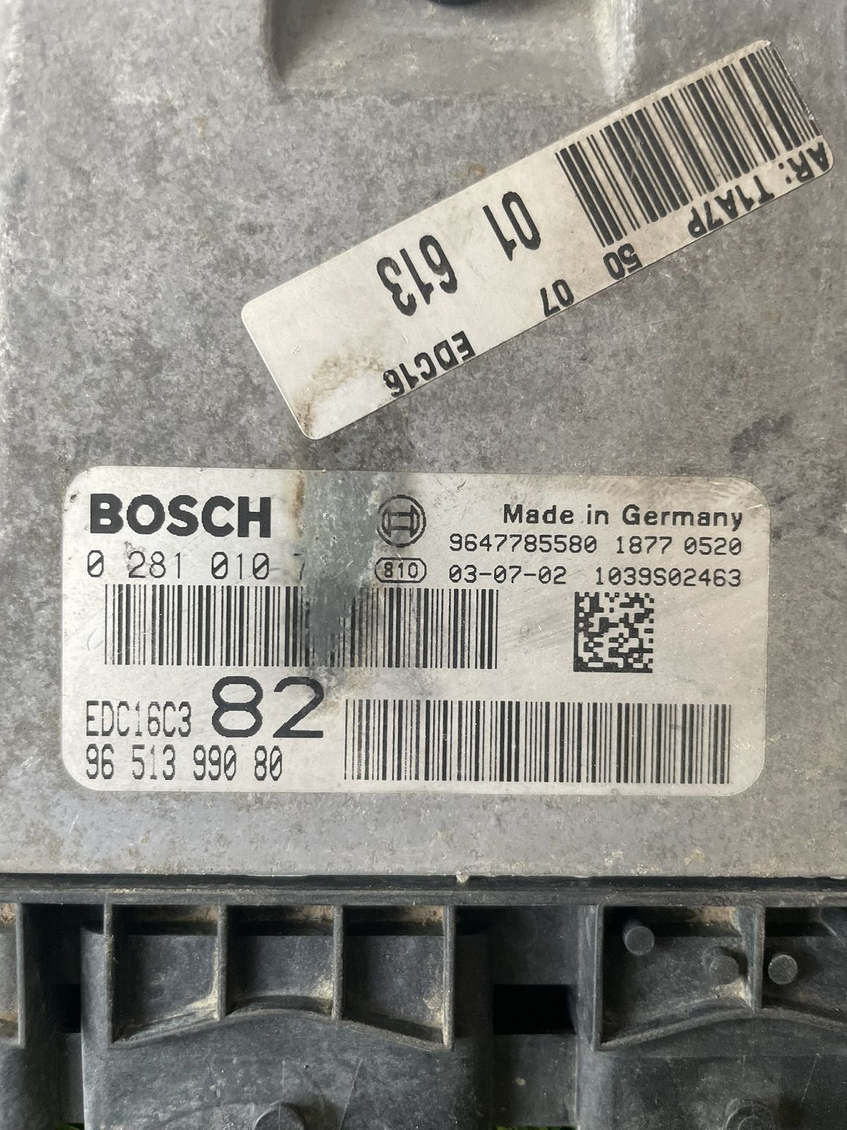 Centralita motor Peugeot 206 0281010707