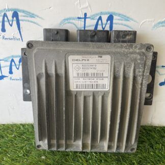 1569.Centralita motor Renault R0410B024B