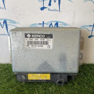 1572. Hyundai Accent 9 030 930 023E (3)